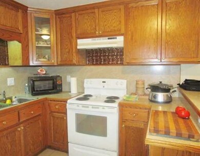 8312 William Baxter St, Moss Point, MS 39562 - photo 7