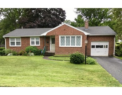 23 Dale St, Holyoke, MA 01040 - photo 2