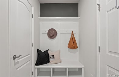 Everyday Entry with Built-in Boot Bench