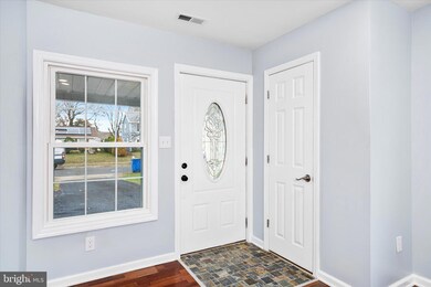 38 Bloomfield Ln, Willingboro, NJ 08046 - photo 2