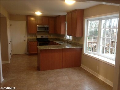 Kitchen - ALL NEW!  GRANITE & STAINLESS STEEL!  TI