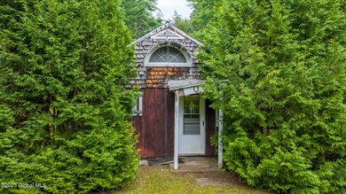 101 Jones Rd, Saratoga Springs, NY 12866 - photo 3