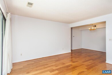 125 Turtle Creek Rd unit 5, Charlottesville, VA 22901 - photo 5