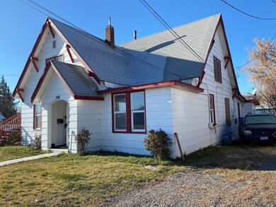 248 S Broad St, Klamath Falls, OR 97601 - photo 2