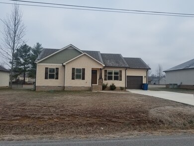 60 Al White Dr, Manchester, TN 37355 - photo 2