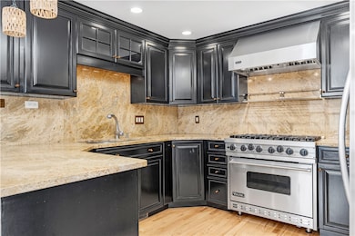 22 Miles Ave unit 1, Providence, RI 02906 - photo 6