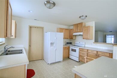 116 Nelsen St NE, Orting, WA 98360 - photo 4