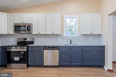 124 W Howard St, Clayton, NJ 08312 - photo 5