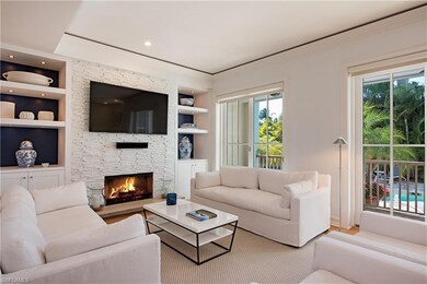 1065 4th St S unit 2, Naples, FL 34102 - photo 5