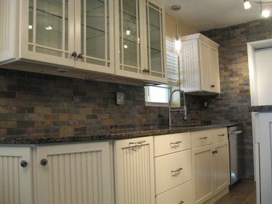 1023 Andrews Rd, West Palm Beach, FL 33405 - photo 4