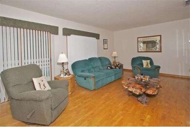 10 Gawaine Rd, North Easton, MA 02356 - photo 7