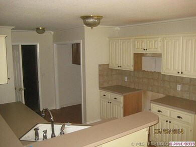 8209 S Beech East Ave, Broken Arrow, OK 74011 - photo 6