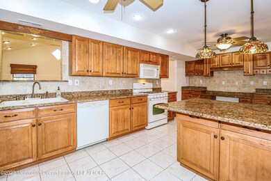 Kitchen 6
