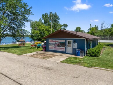 Interlaken Villa lake office