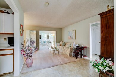 08-Family Room