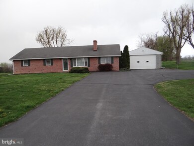 5135 Buchanan Trail W, Greencastle, PA 17225 - photo 3