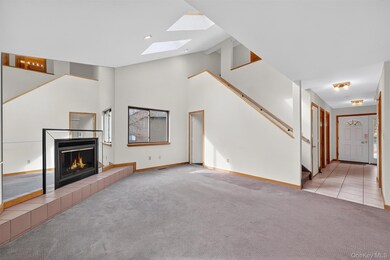 63 Wild Birch Farms, Cortlandt Manor, NY 10567 - photo 6