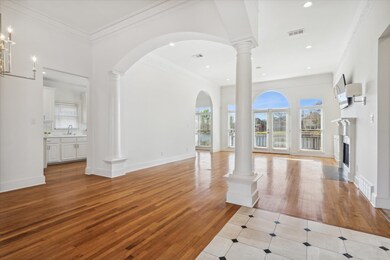Dining rm on left and 20 ft greatroom.
