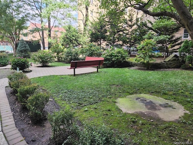 61-35 98th St unit St-G, Rego Park, NY 11374 - photo 5