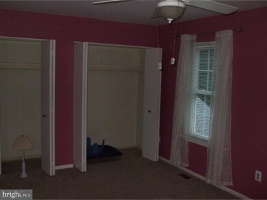 2478 Hillendale Dr, Norristown, PA 19403 - photo 7