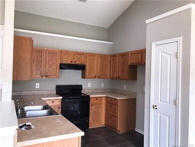 Nice size pantry with plant ledge.