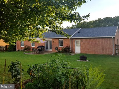 17 Dartmouth Dr, Hagerstown, MD 21742 - photo 3