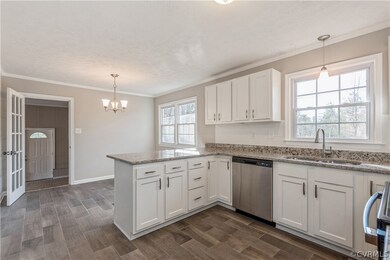 5217 Oliver Dr, Disputanta, VA 23842 - photo 4