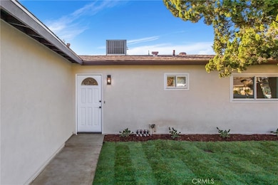 13376 Robin Ct, Yucaipa, CA 92399 - photo 5