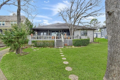 136 Blackfoot Trail, Gainesville, TX 76240 - photo 2