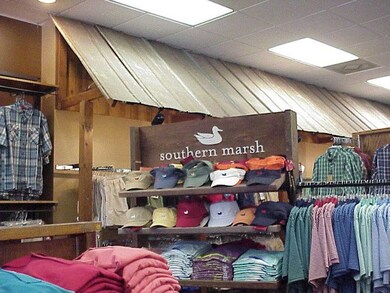 3736 Ross Clark Cir, Dothan, AL 36303 - photo 7