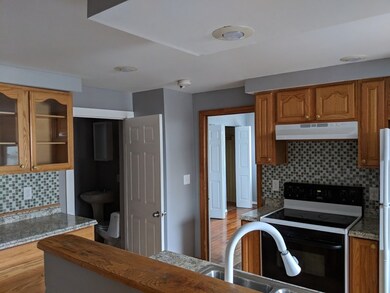 15 Summer St, Easthampton, MA 01027 - photo 5