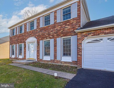 288 Maple Point Dr, Langhorne, PA 19047 - photo 2