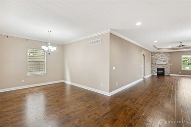 6658 Liberty Cir, Liberty Township, OH 45069 - photo 7