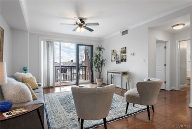  Bright and airy open concept living, complete wit
