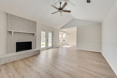 8505 Gibbs Dr, Fort Worth, TX 76108 - photo 3