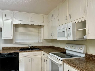 81 Tunis Rd, McDonough, GA 30253 - photo 6