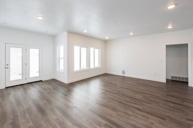 2361 N 740 E, North Logan, UT 84341 - photo 7