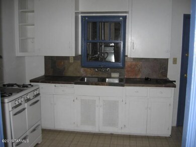 Main Kitchen 3