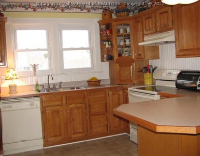 116 18th St, Dunbar, WV 25064 - photo 5