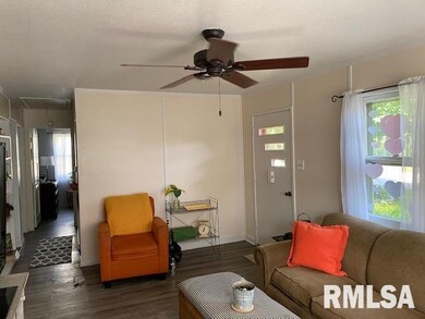 2607 W 71st St, Davenport, IA 52806 - photo 4