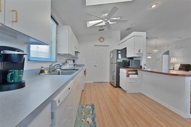 2259 Grand Cypress Dr, Lakeland, FL 33810 - photo 5