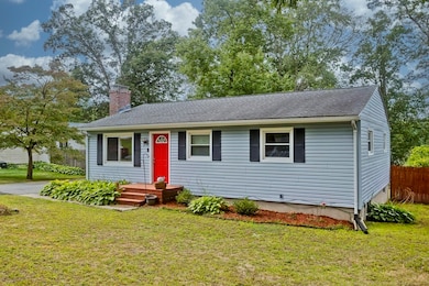 90 Feltham Rd, Springfield, MA 01118 - photo 7