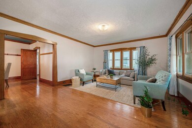 828-7thStNW-6