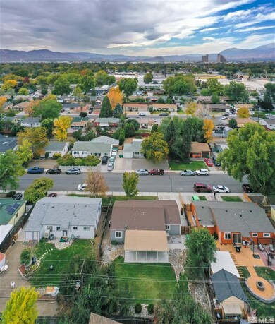 560 Tasker Way, Sparks, NV 89431 - photo 3