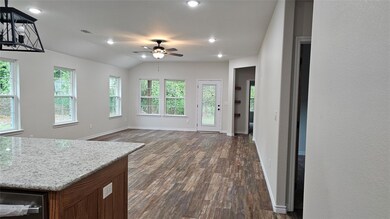 816 W 11th St, Bonham, TX 75418 - photo 4