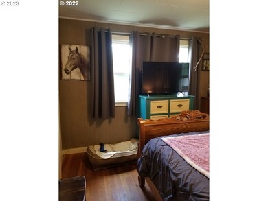 335 W Union Ave, Heppner, OR 97836 - photo 2