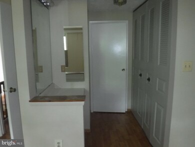 19108 Willow Spring Dr, Germantown, MD 20874 - photo 7