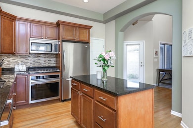 961 W Spencer Ct, Palatine, IL 60067 - photo 4