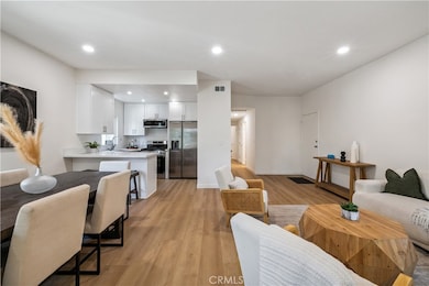 11722 Avon Way, Los Angeles, CA 90066 - photo 2