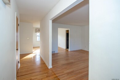 144 Ramsey Place, Albany, NY 12209 - photo 6